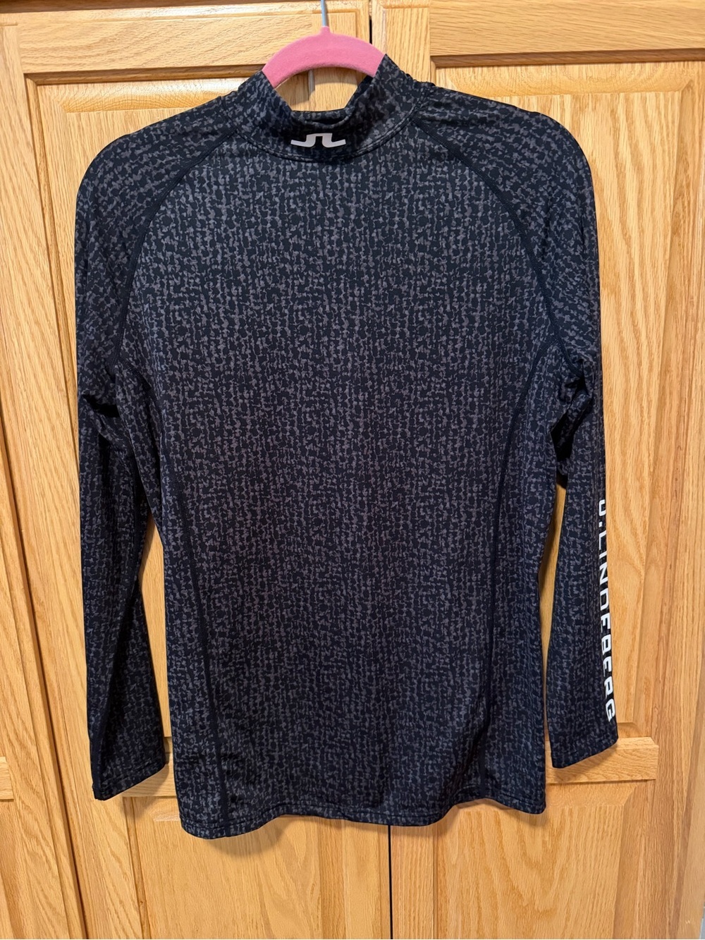 End of summer sale! J.Lindeberg Men’s Aello Soft Compression Shirt- Size Medium